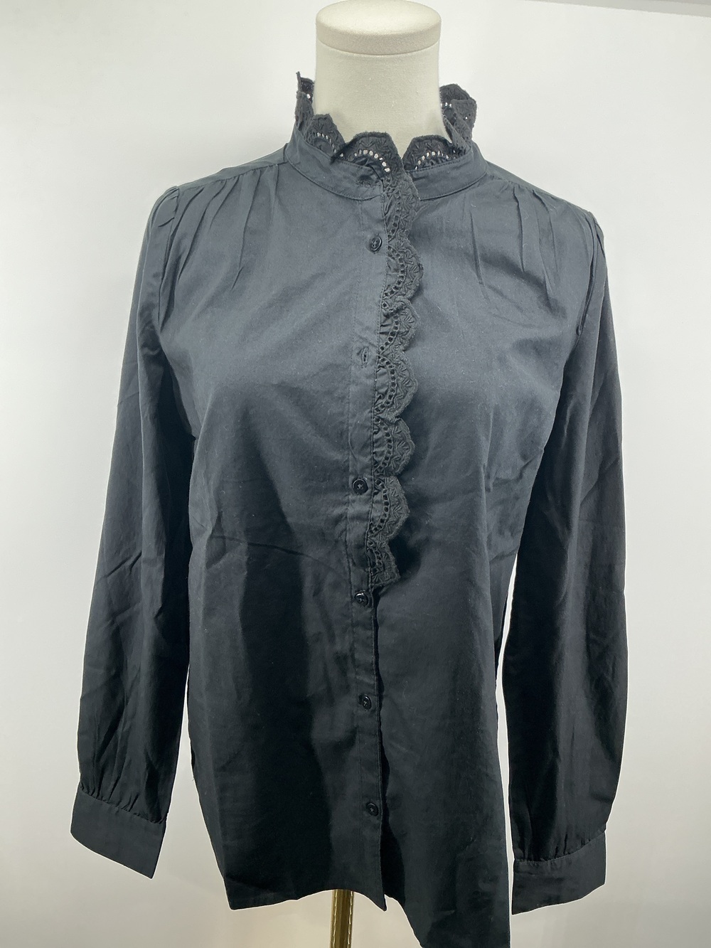 100% Organic Cotton Lace Ruffle Blouse